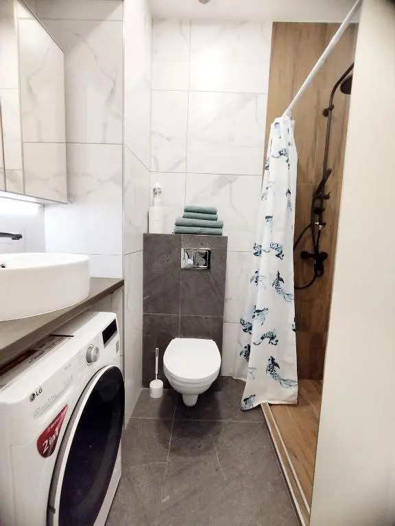 Stylish Chopin Apt near Central Station/Old Town