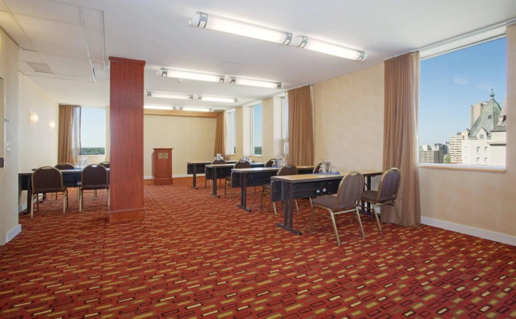 Courtyard by Marriott Edmonton Downtown