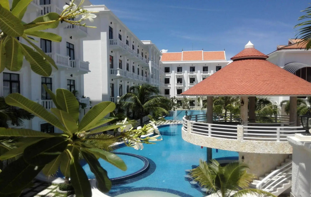 Apsara Palace Resort & Conference Center