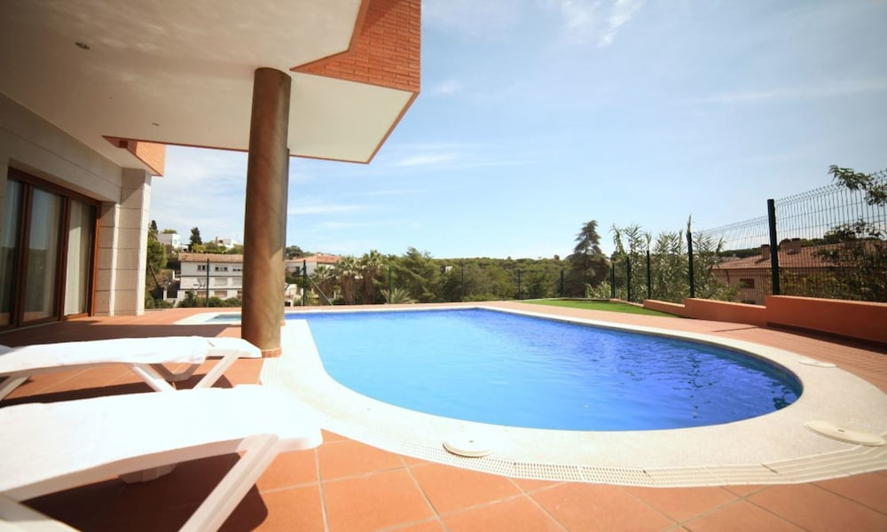 Villa in Lloret de Mar - 104833