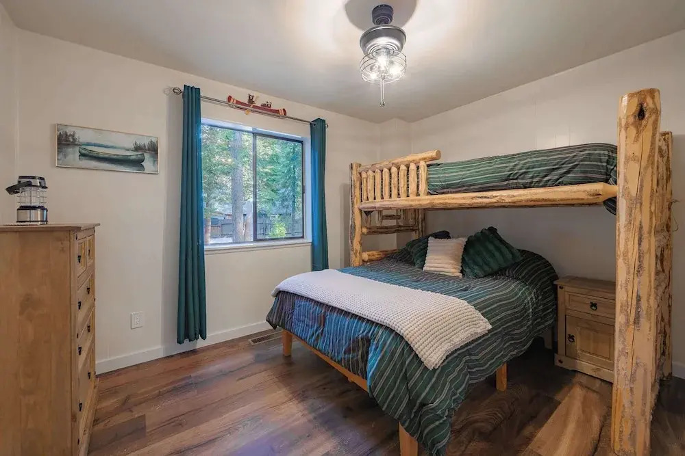 Whispering Pines Family Retreat By Carnelian Bay