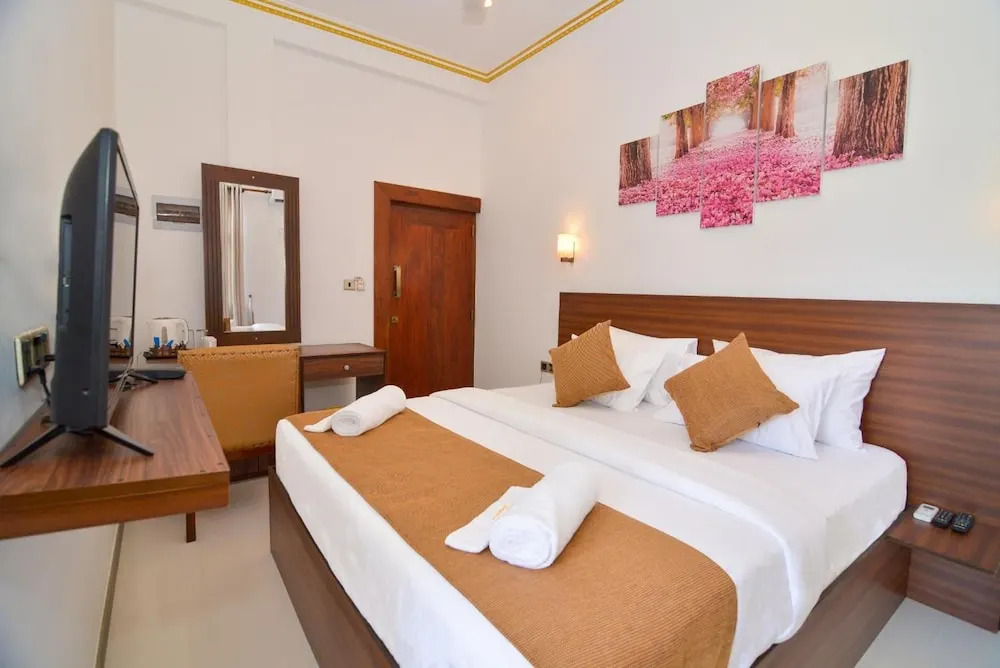 Negombo New Queens Palace