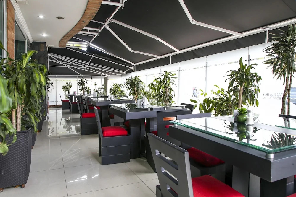 Parque 63 Hotel
