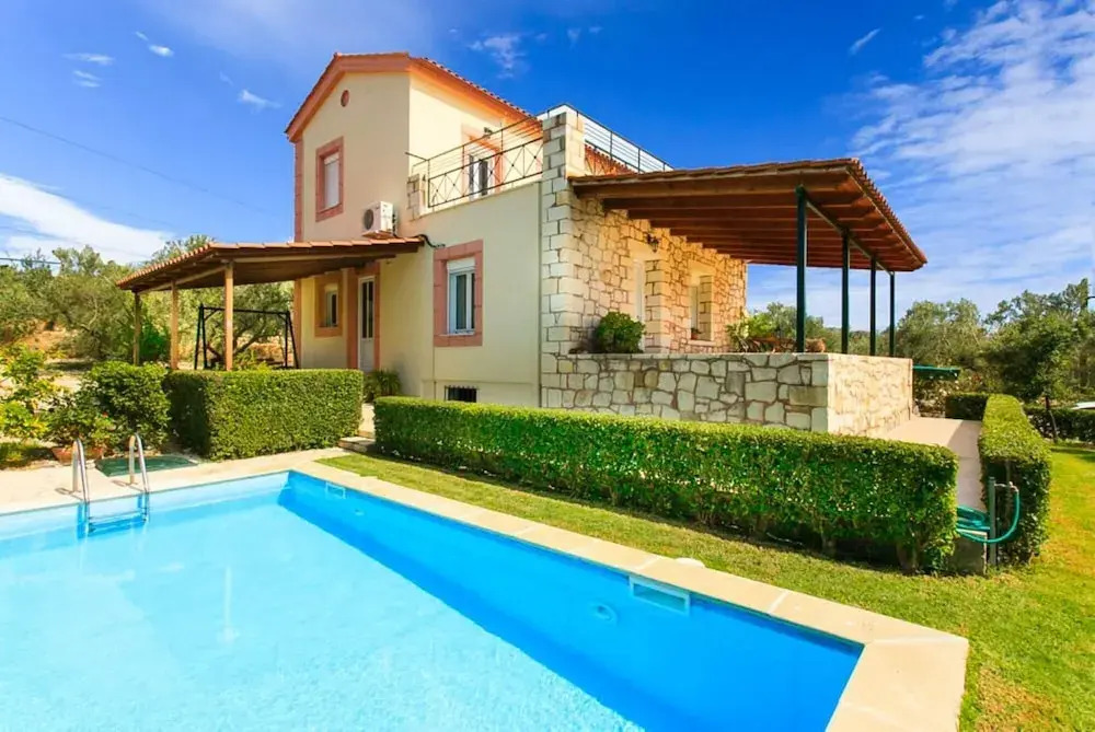 Villa Giannis Large Private Pool Walk to Beach A C Wifi Car Not Required Eco-friendly - 2088