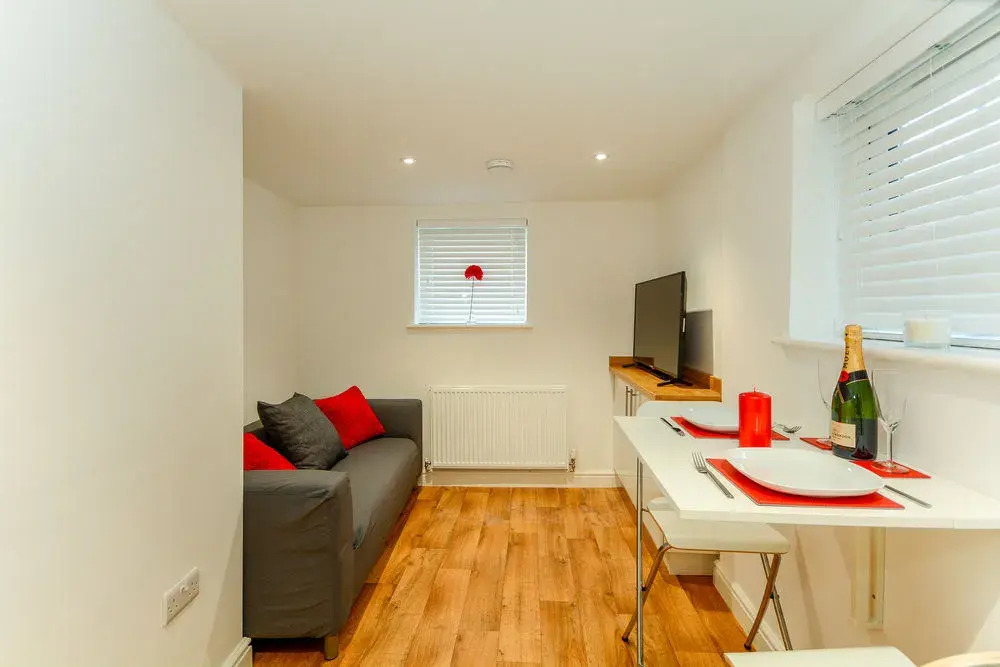Flat 1 Front Street