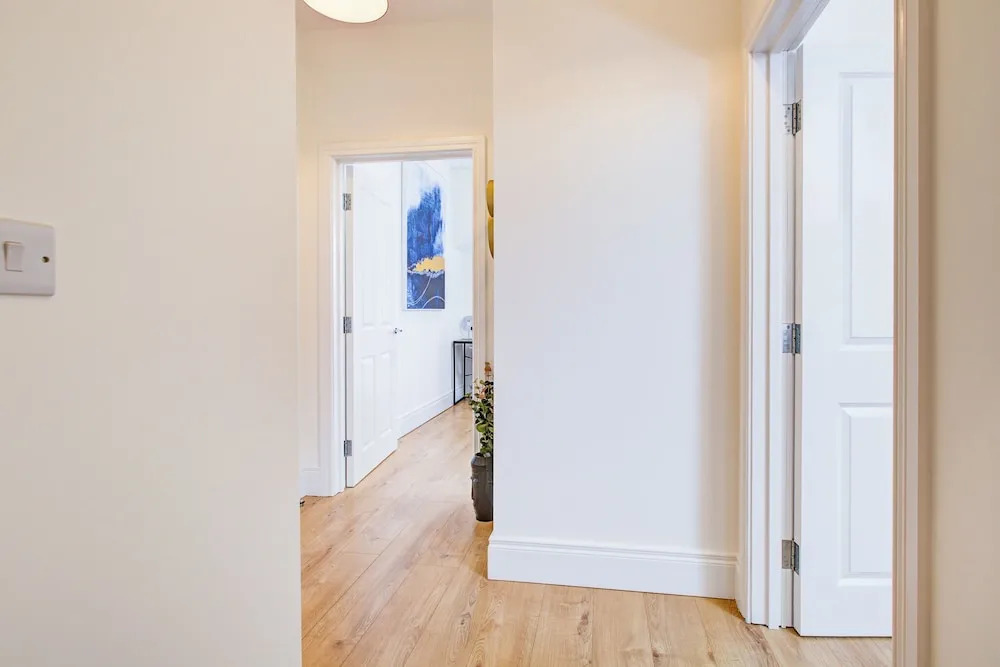 Hybrid Resi New Malden