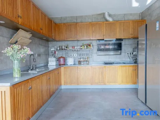 Xingyi Wanfenglin Ruhuazaoye Homestay (Baguatian Observation Deck)