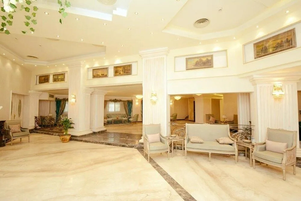 Ultra Trans Hotel