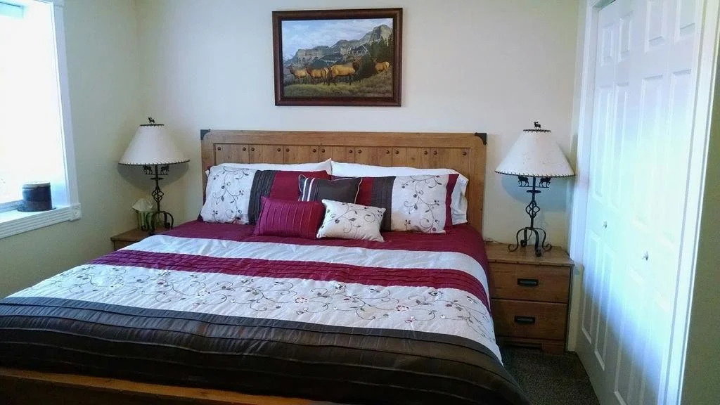 Lazy Inn Bed and Breakfast