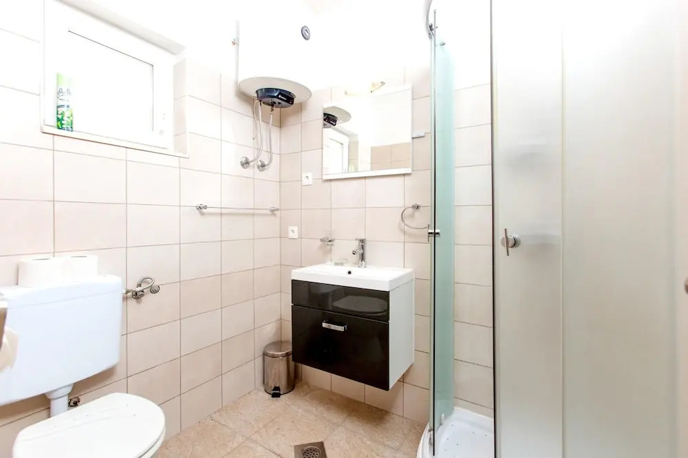 Apartment With one Bedroom in Slatine, With Wonderful sea View, Enclos