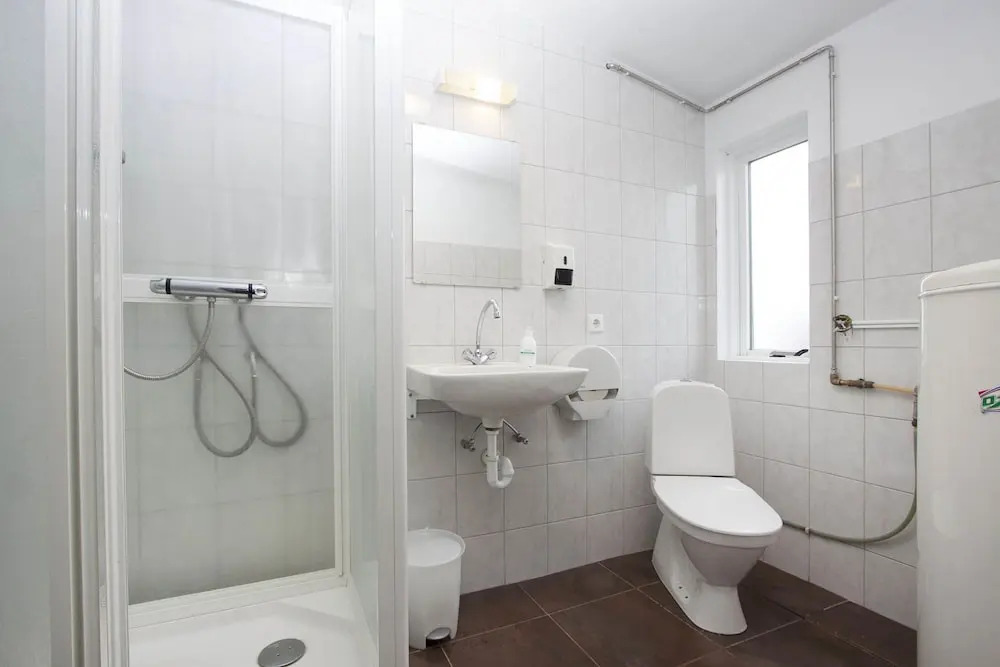 Snjofell Guesthouse