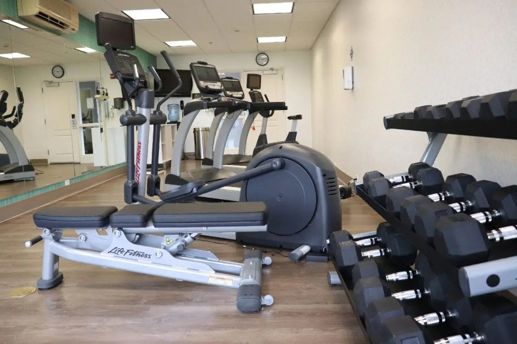 Holiday Inn Express Hotel & Suites Crawfordsville by IHG