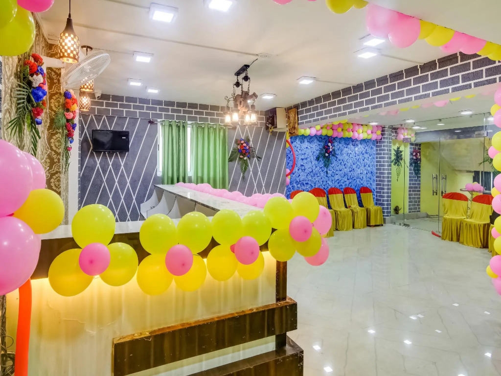 Hotel Divira Inn by OYO Rooms