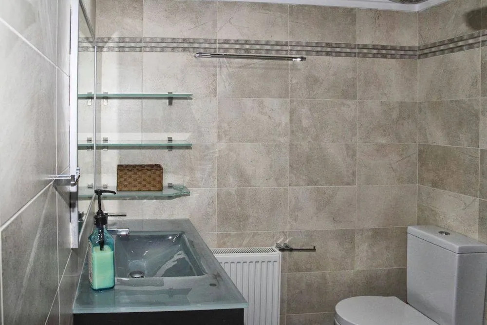 City & Sea Two Floor Flat with View Next to Metro