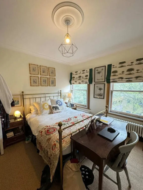 Homely Flat W/terrace, 3 Mins to Battersea Park