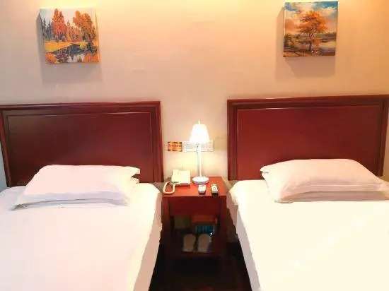 Yantai LanGe Business Hotel