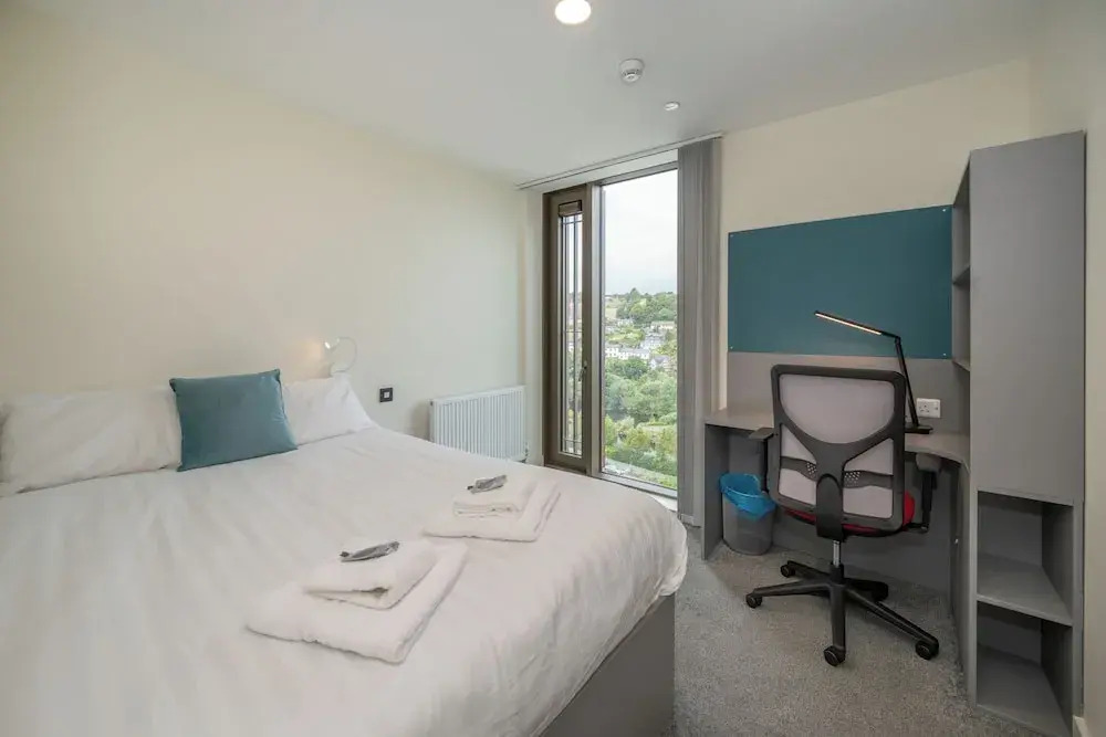 Crows Nest - UCC Summer Beds