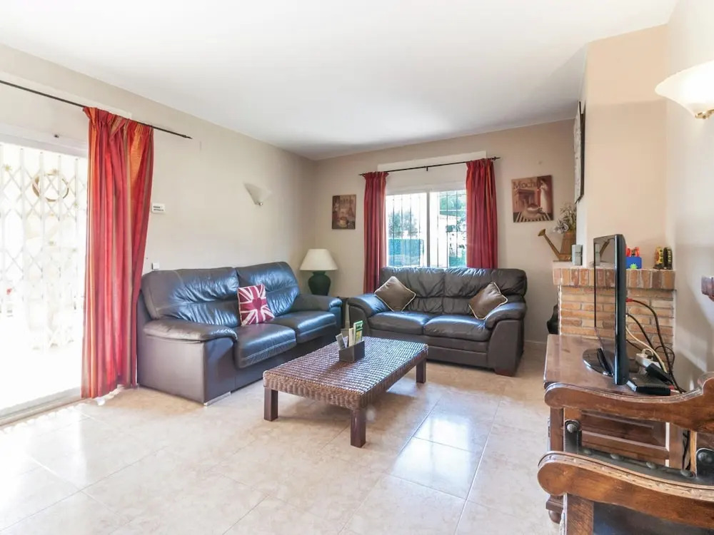 Alluring Villa in L'escala With Private Swimming Pool