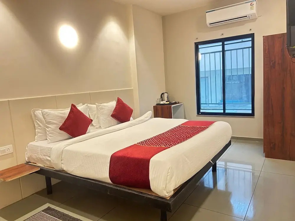 Swagstay Hotel Riviera Grand Nagpur