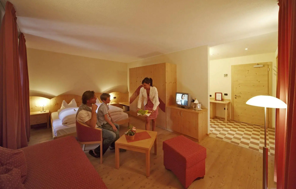 Hotel Dolomiten