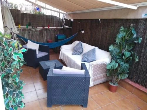 Old Town Apartment With Balcony And Wifi
