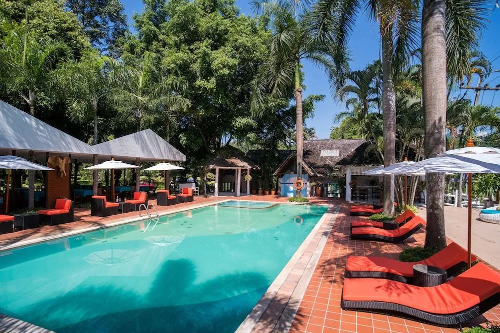 E-Outfitting Valley Resort