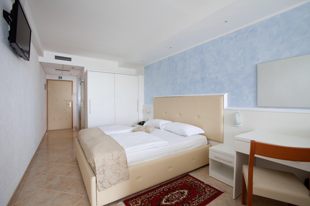 MASLINICA Mimosa Lido Palace Hotel
