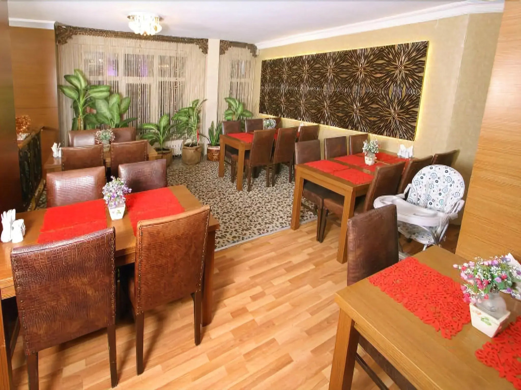 Maya Hotel