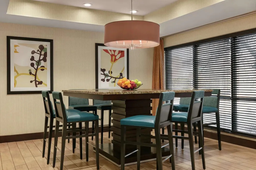 Hampton Inn Johnson Citybingha