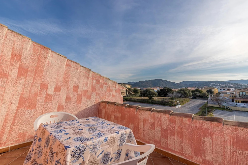 Il Borgo 2/15 700m From The Beach