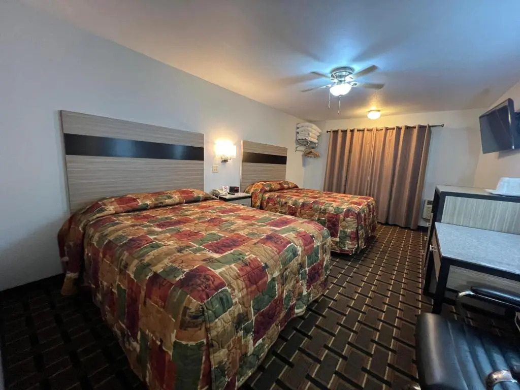 Deluxe Inn Capital O Nebraska City I 29