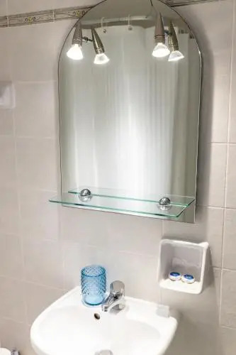 Hotel Dina