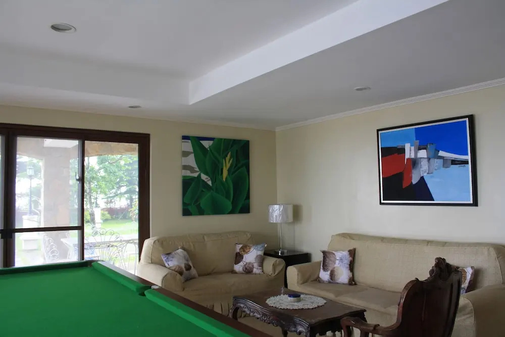 Tagaytay Home by StayHome Asia