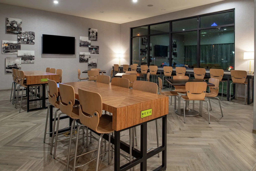 Home2 Suites By Hilton Tampa Downtown Channel District