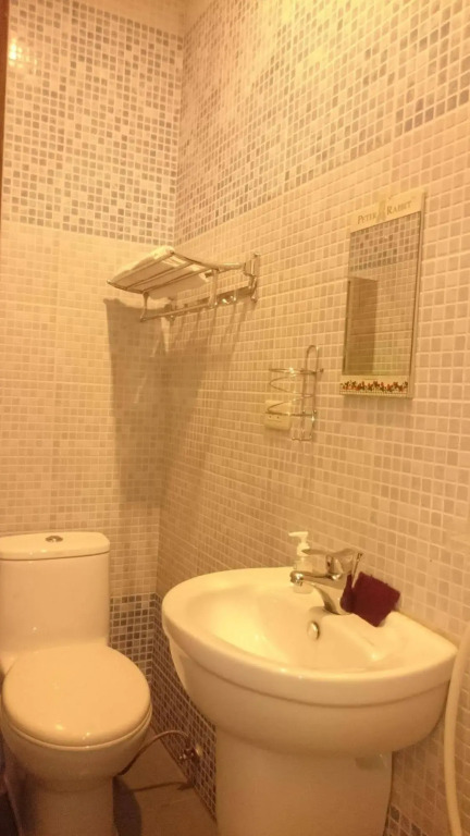 Phd's Guest House I