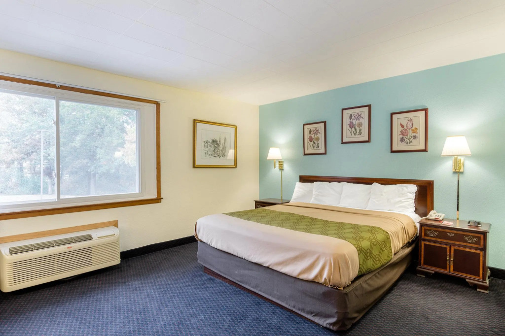 Red Roof Inn Sutton