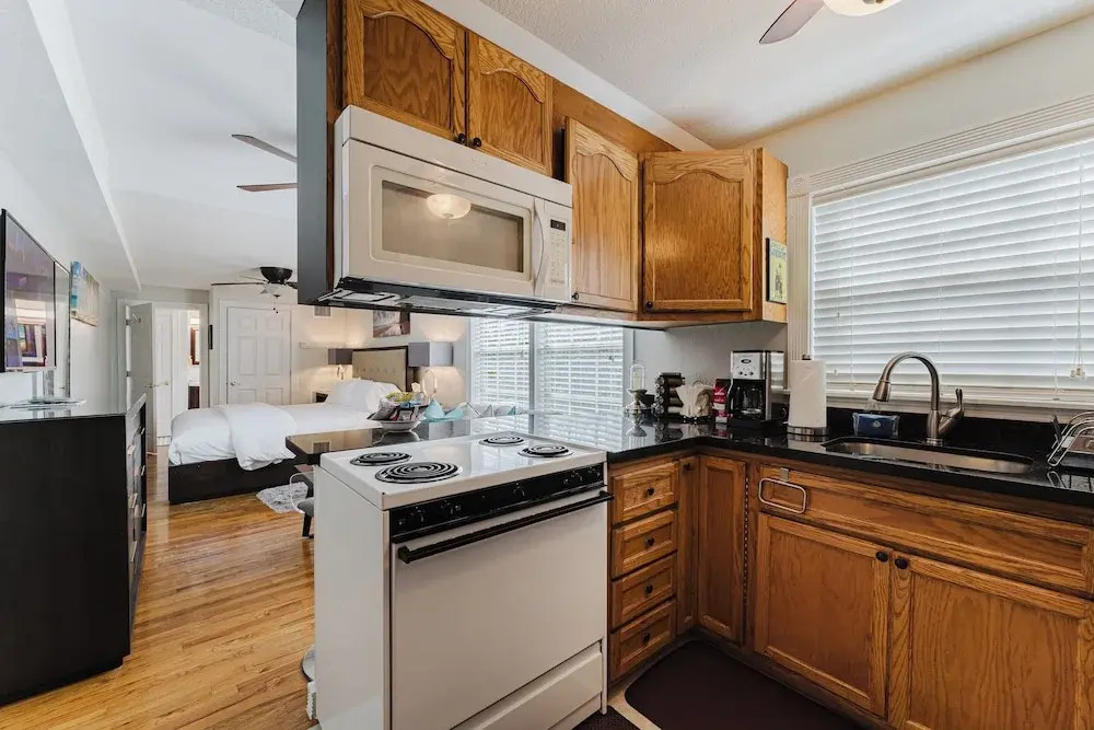 Savannah Apartment