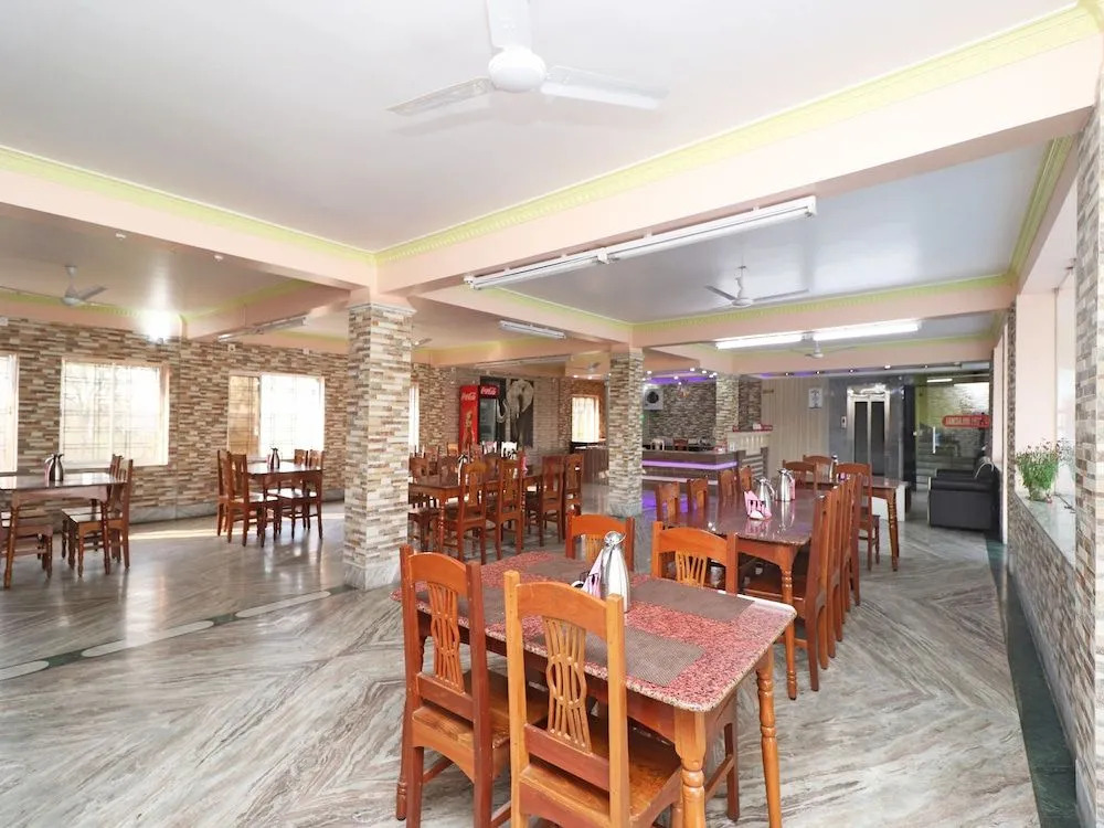 OYO 30341 Hotel Nilachal