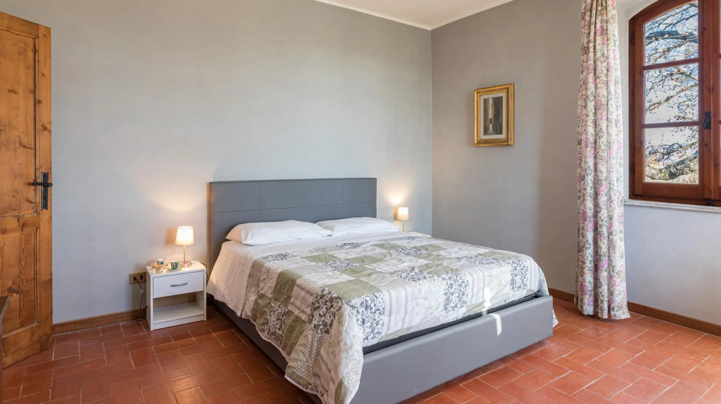 CASALE LE TRE QUERCE 8&1, Emma Villas