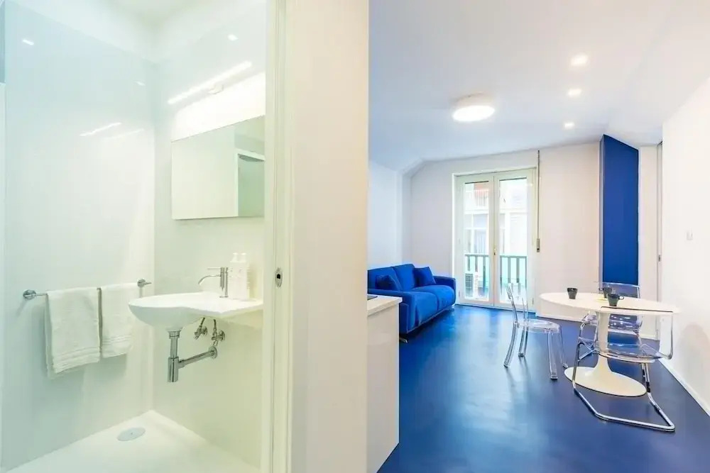 Piazza Municipio Blue Apartment by Wonderful Italy