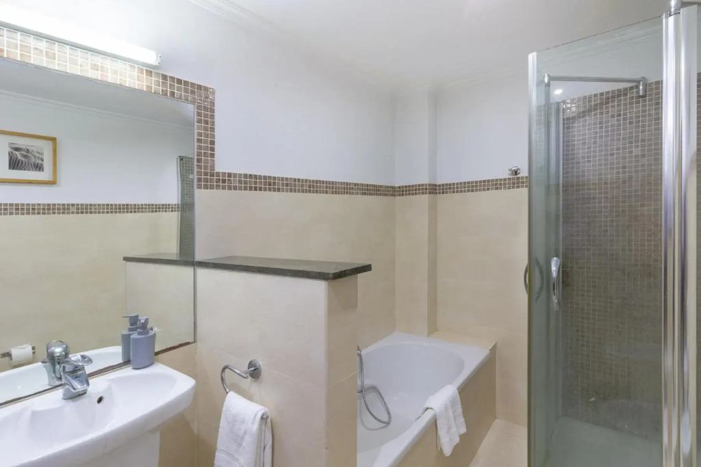 Nice apartment in excellent neighborhood