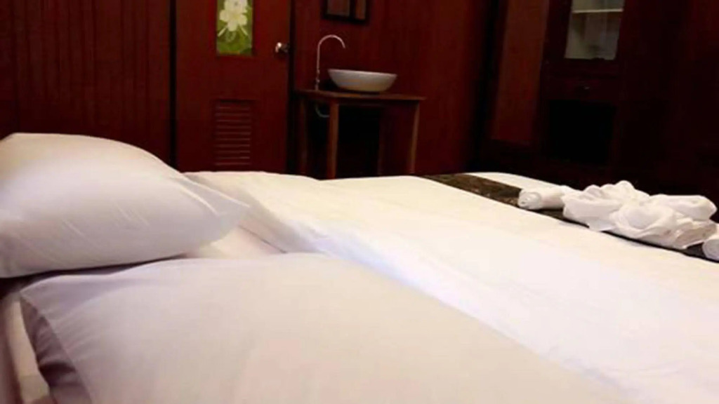 艾丽旅馆(Aree Guesthouse)