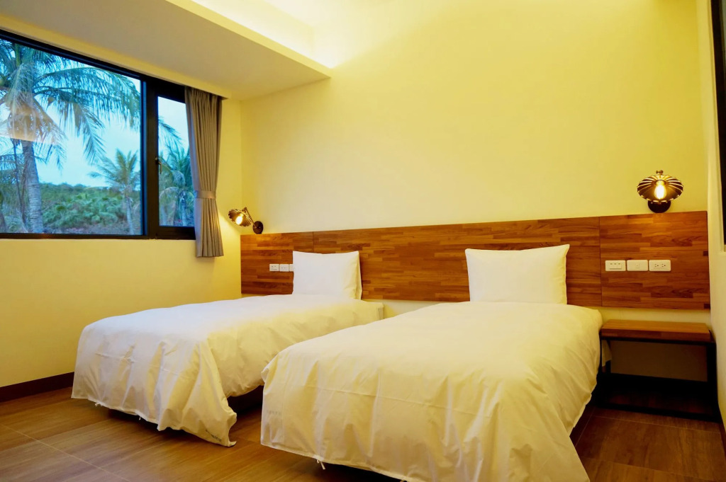 Rich Sunshine Inn