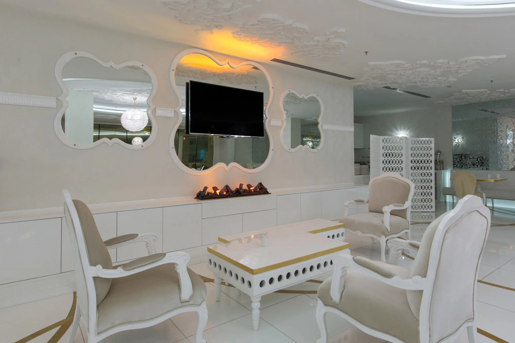Golden Pars Hotel