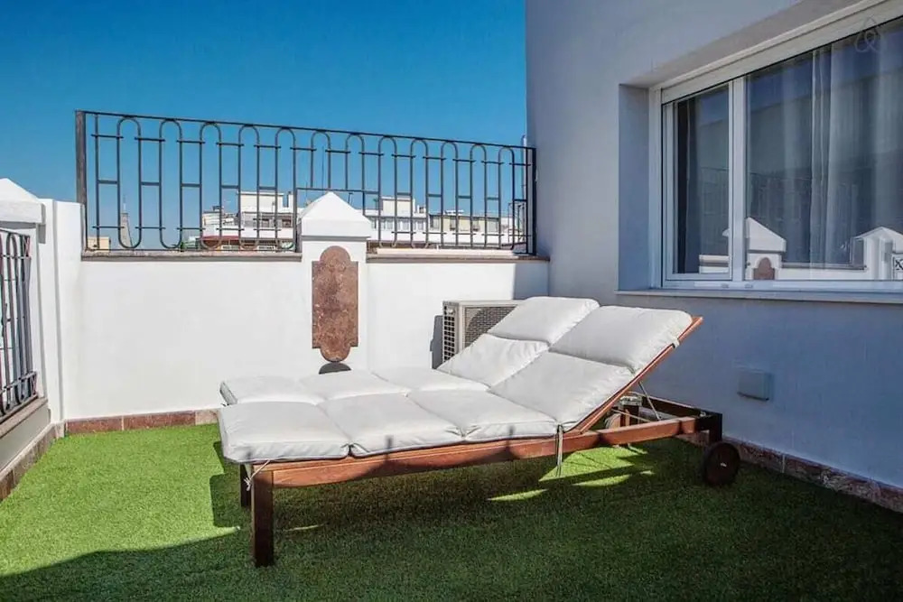 Beautiful 1 Bed Sleeps 6 W Terrace Heart of Madrid