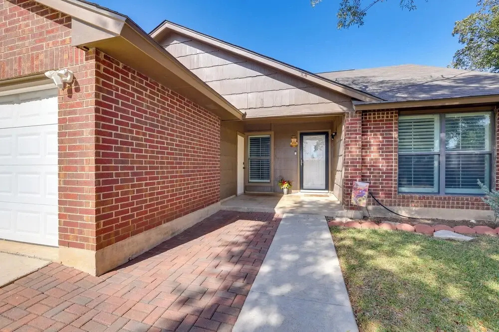 Private Pool & Hot Tub: Dog-friendly Live Oak Home