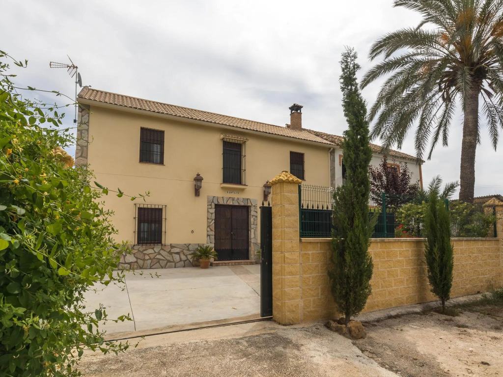 Rural house Santa Fé with private swimming pool