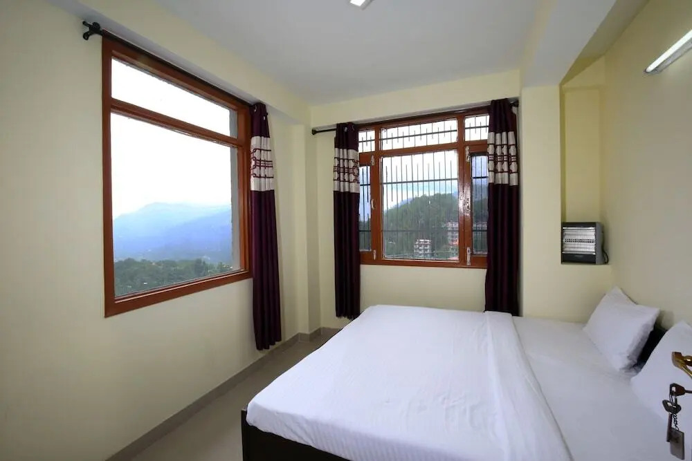 Somraj House by OYO Rooms