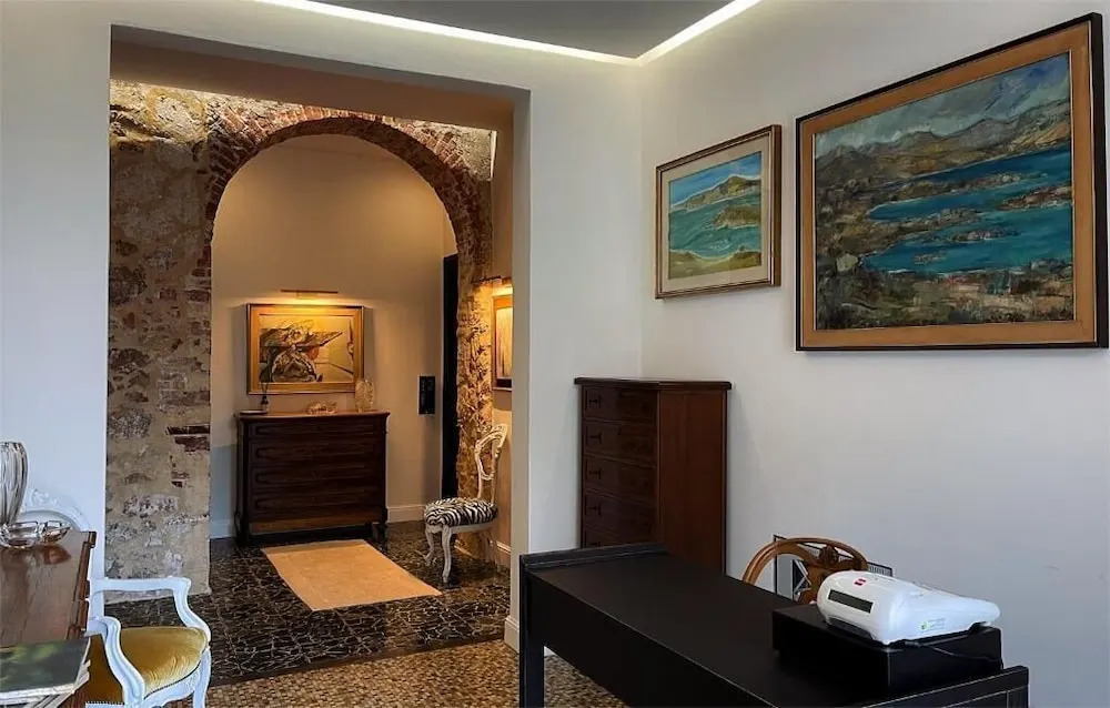 Kemani Villa Sara - Boutique Guest House