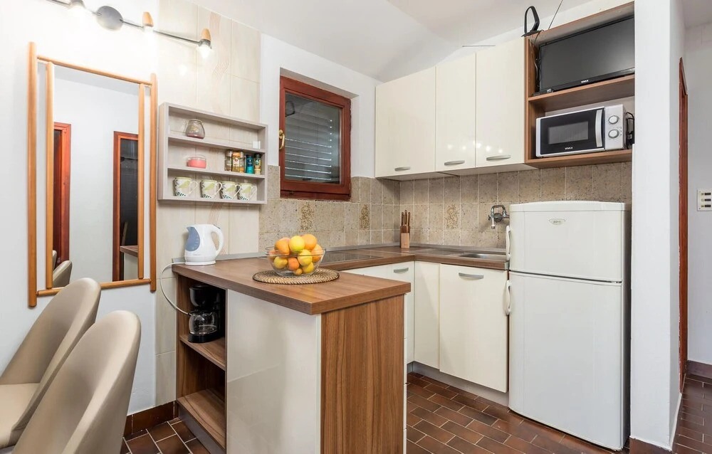 Awesome Apartment in Rab With 2 Bedrooms and Wifi